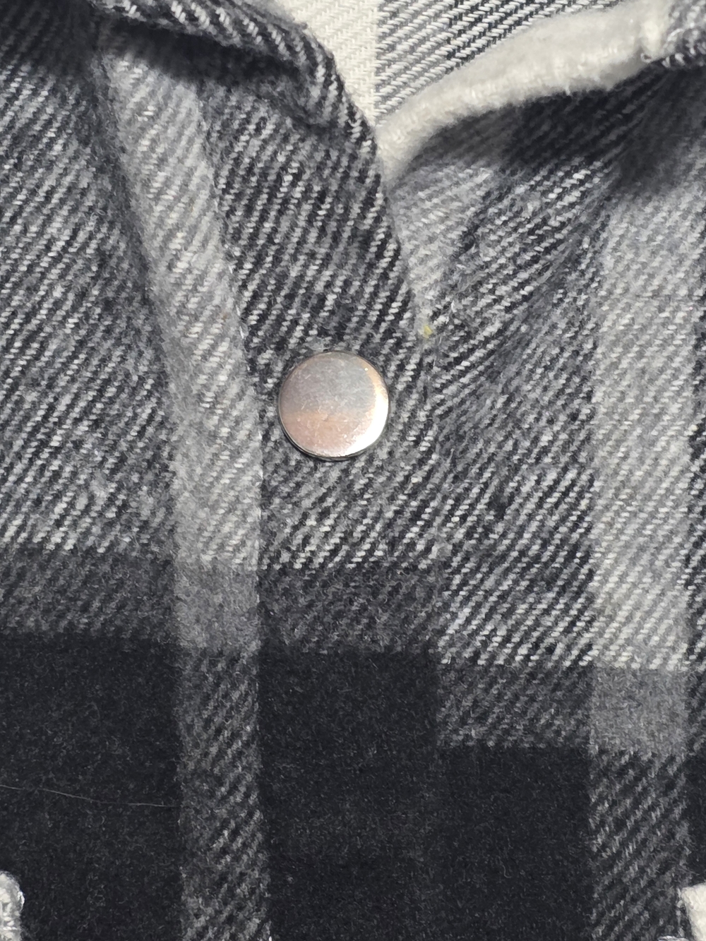Alina's Exclusives Black & White Plaid Flannel Shacket - Size M - Picture 7 of 8